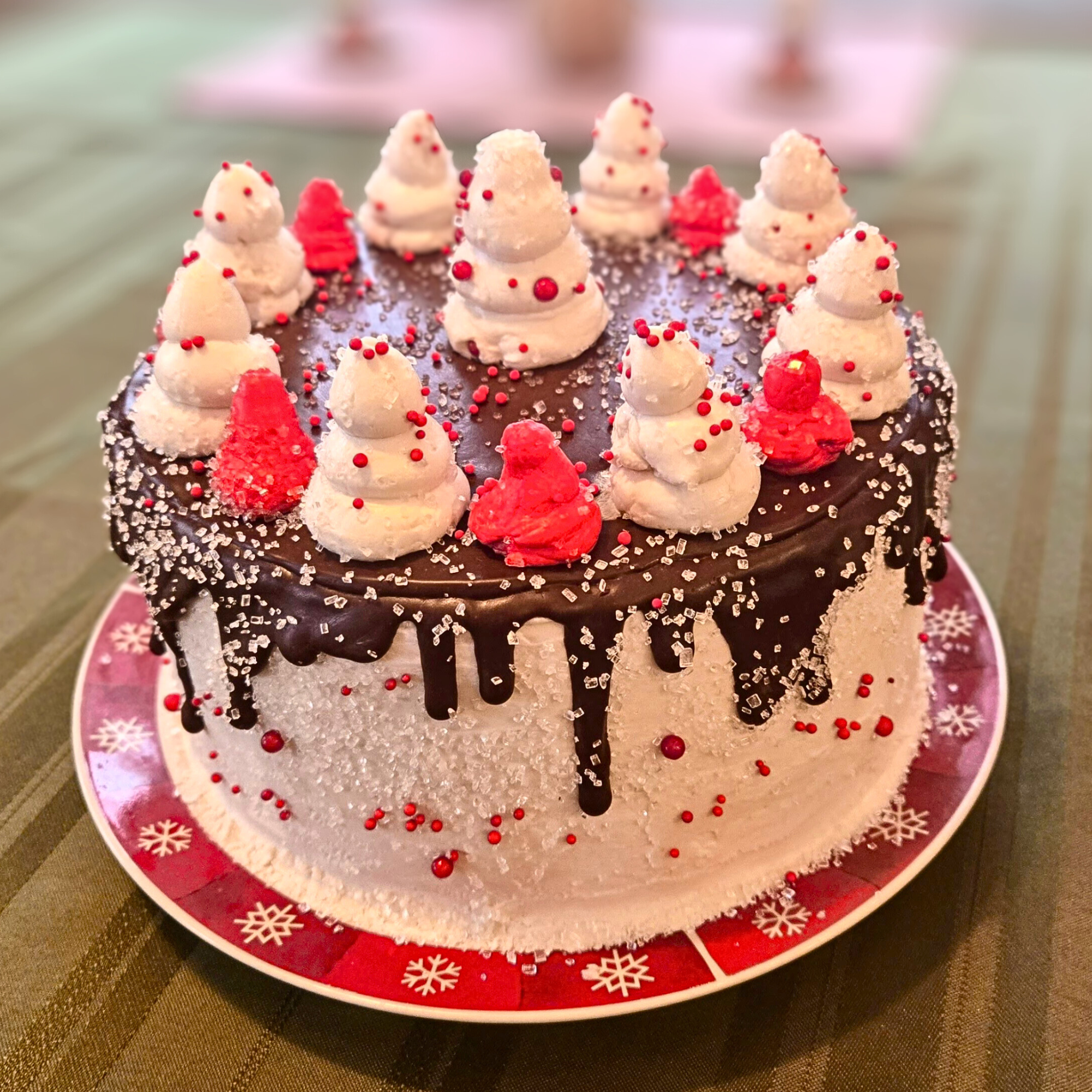 Custom Cakes & Cupcakes