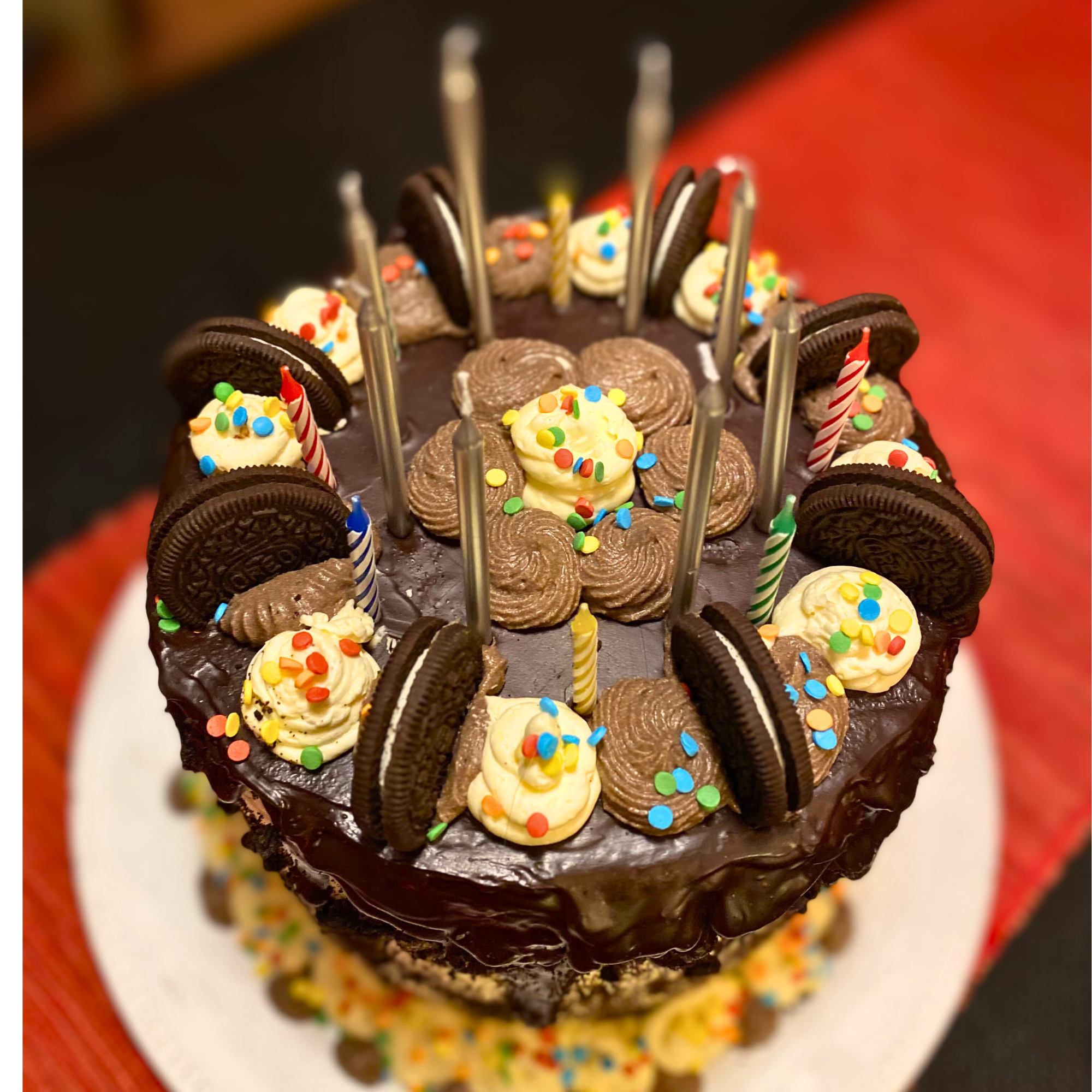 Custom Cakes & Cupcakes